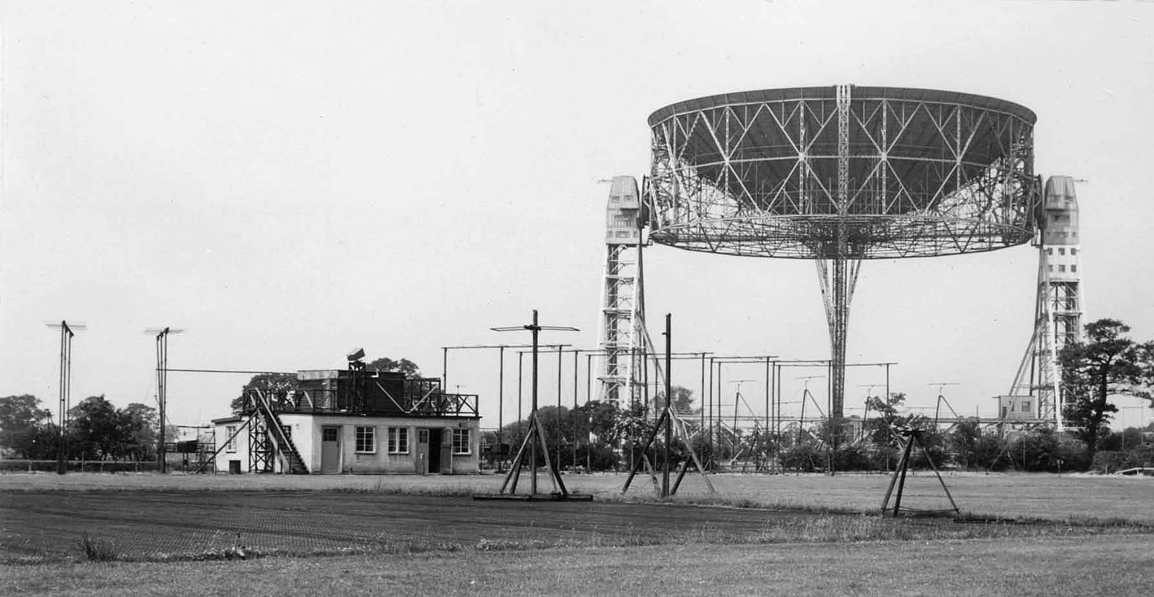 A photo of Jodrell Bank site, taken by Glyn C Evans (1958).
