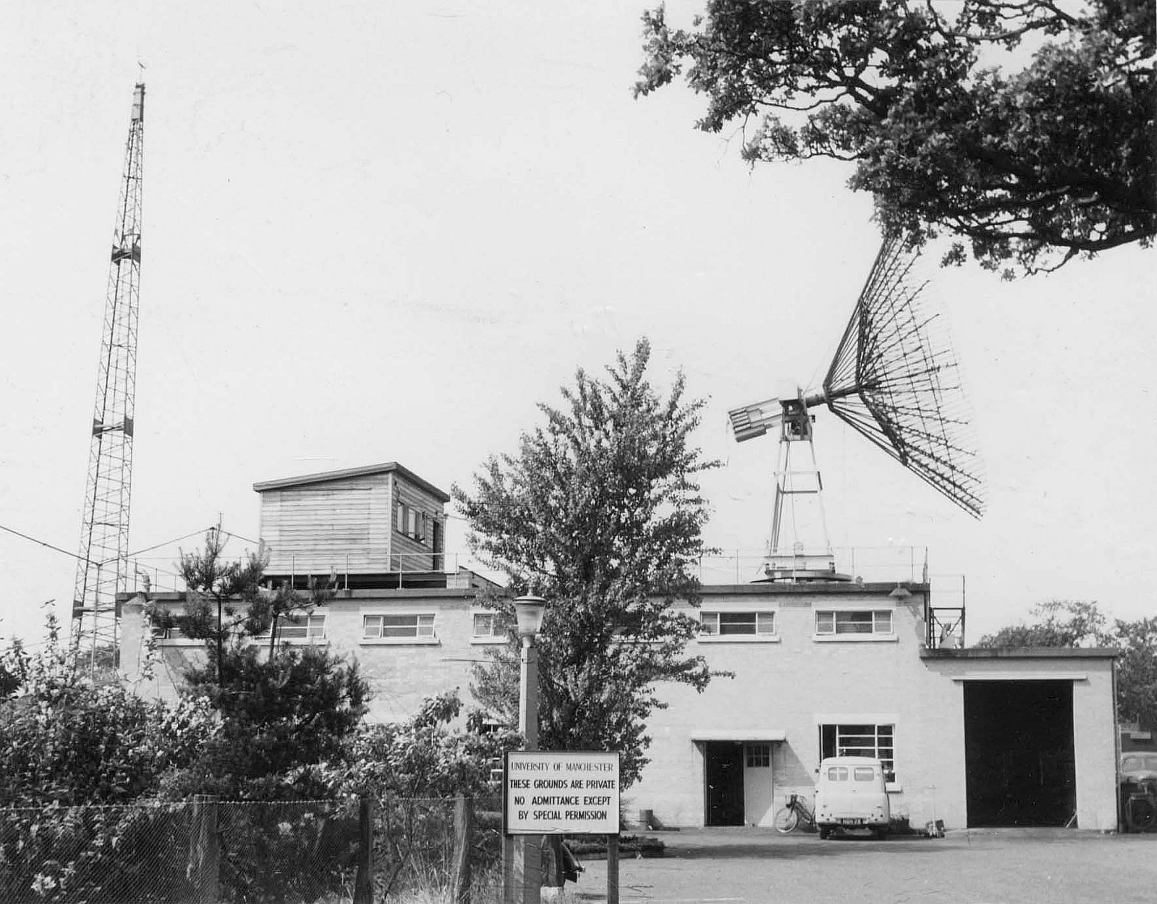 An early photo of Jodrell Bank, taken by Glyn C Evans (1958).