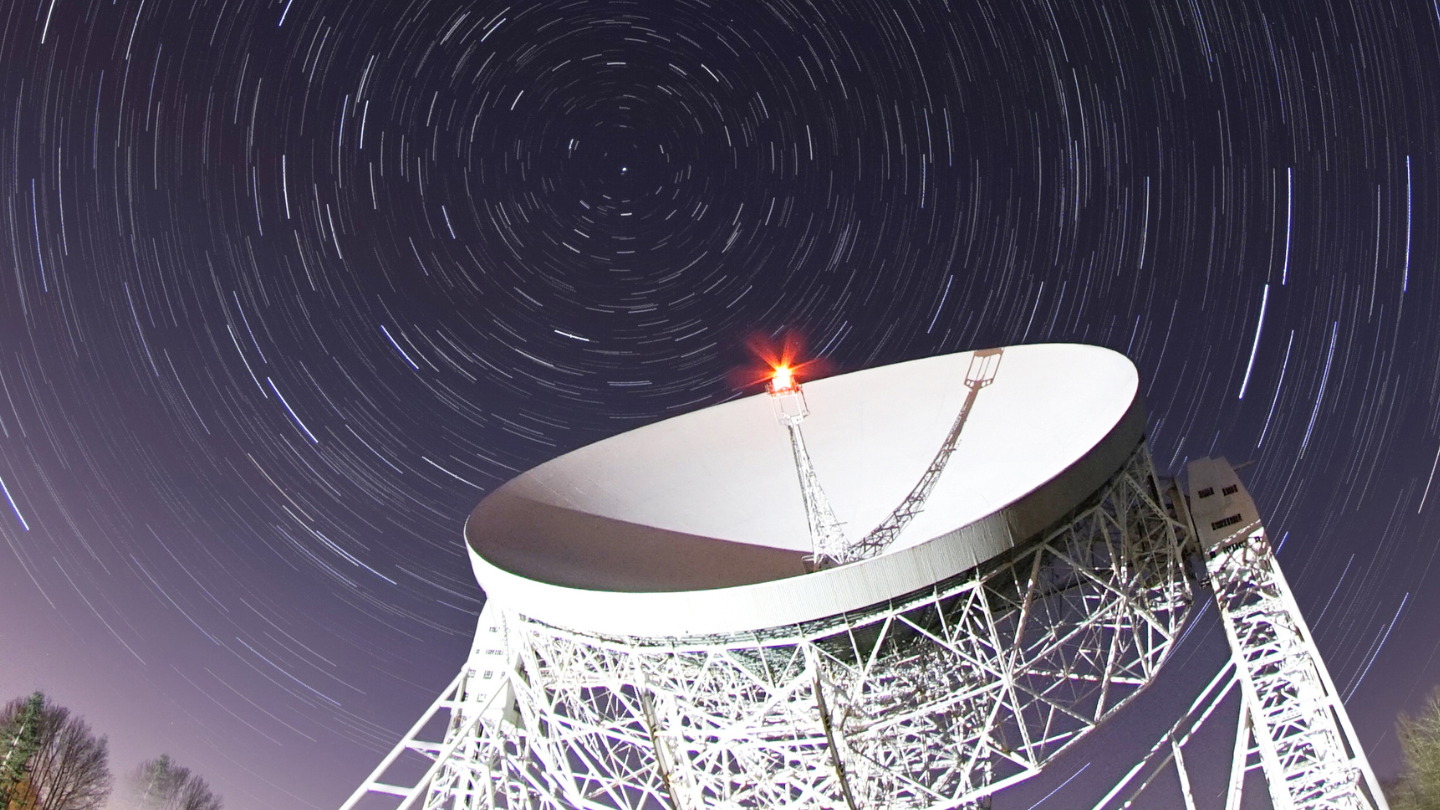 The Lovell observing against a starry sky (credit: Dr Anthony Holloway)